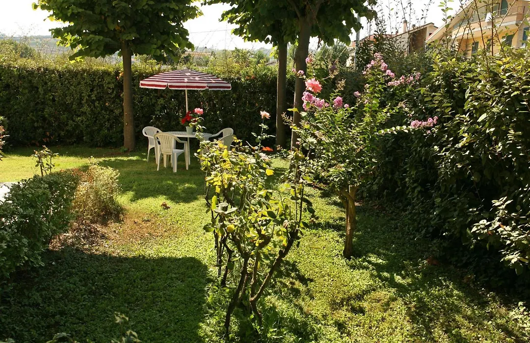 B&B Il Parco Dei Pini-1